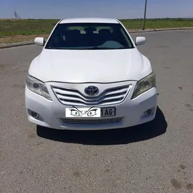 Toyota Camry 2011
