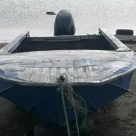 Лодка Ока 4
