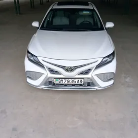 Toyota Camry 2020