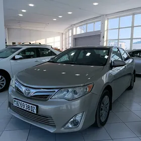 Toyota Camry 2013