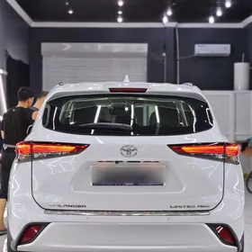 Toyota Highlander 2021