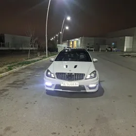 Mercedes-Benz 350-Class 2009