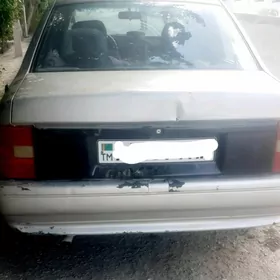Opel Vectra 1990
