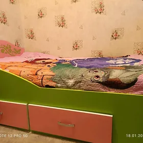 Кровать подростковая