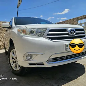 Toyota Highlander 2011