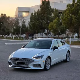 Hyundai Sonata 2021