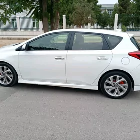 Toyota Scion 2016
