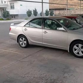 Toyota Camry 2004