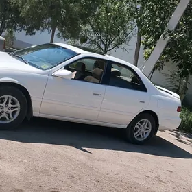 Toyota Camry 2001