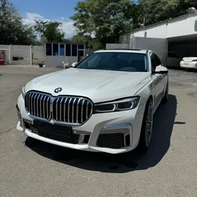 BMW 740 2014