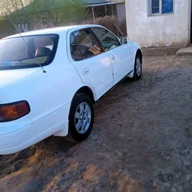 Toyota Camry 1993