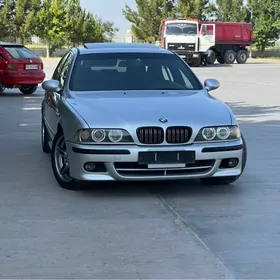 BMW E39 2002