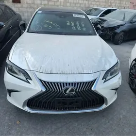 Lexus ES 350 2020