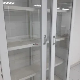 Şkaf plasmas