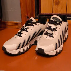NIKE AIR MAX ORIGINAL NEW!