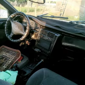 Toyota Corona 1992