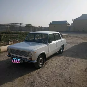 Lada 2104 1986