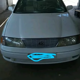Toyota Avalon 1999