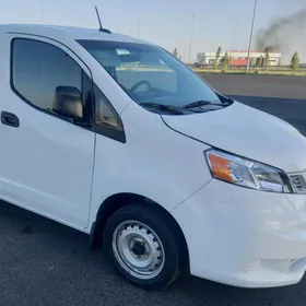 Nissan NV200 2020