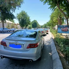 Toyota Camry 2011