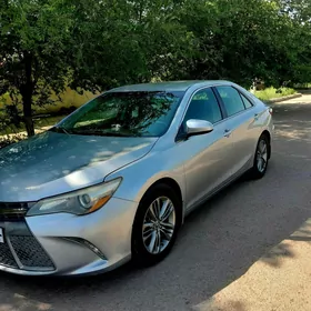 Toyota Camry 2015