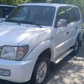 Toyota Land Cruiser Prado 2001