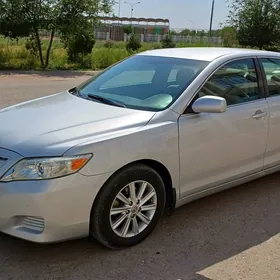 Toyota Camry 2010