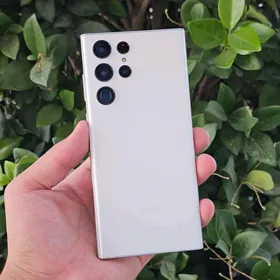 Samsung S22  Ultra