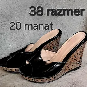 Ökjeli köwüş