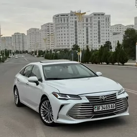 Toyota Avalon 2020