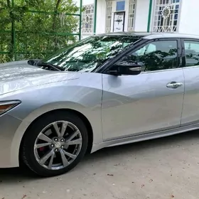 Nissan Maxima 2016