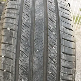 235 55 20 MICHELIN