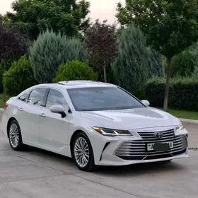 Toyota Avalon 2020