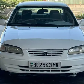 Toyota Camry 1999