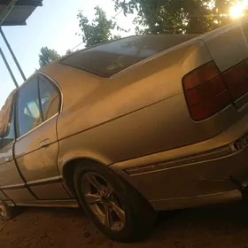 BMW 535 1990