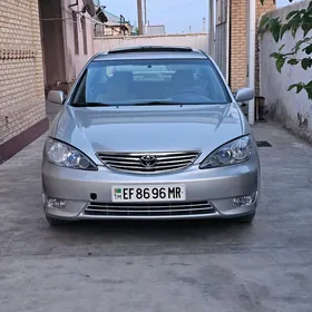 Toyota Camry 2003