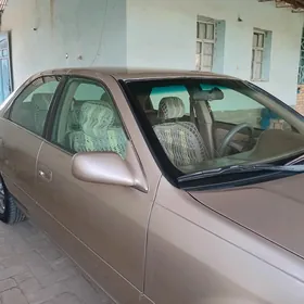 Toyota Camry 2000