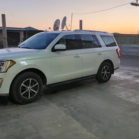 Ford Expedition 2020
