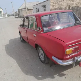 Lada 2104 1980