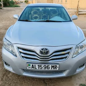 Toyota Camry 2010