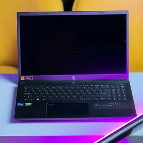 Nitro V15/i9-13/RTX4050/16GB