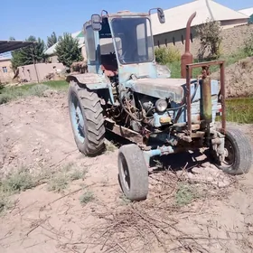 MTZ T-28 1990