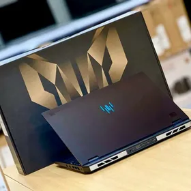 Predator/i9-14/32GB/RTX4060/2K