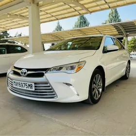 Toyota Camry 2017