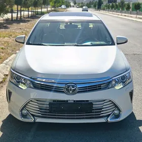 Toyota Camry 2015