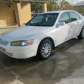 Toyota Camry 1999