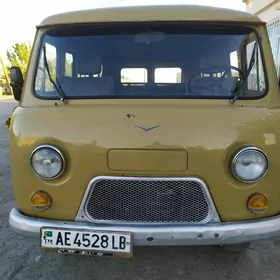 UAZ Profi 1999