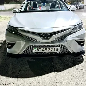 Toyota Camry 2020