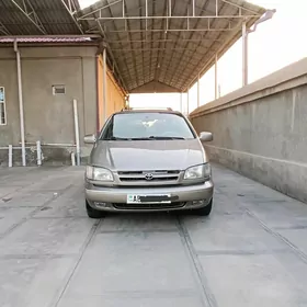 Toyota Sienna 1999