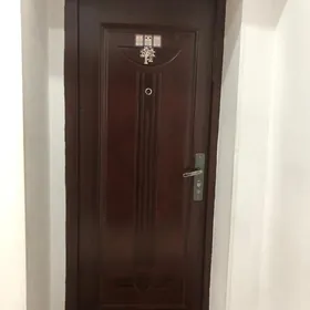 дверь